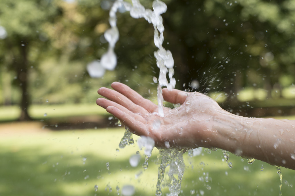 Water that comes flowing