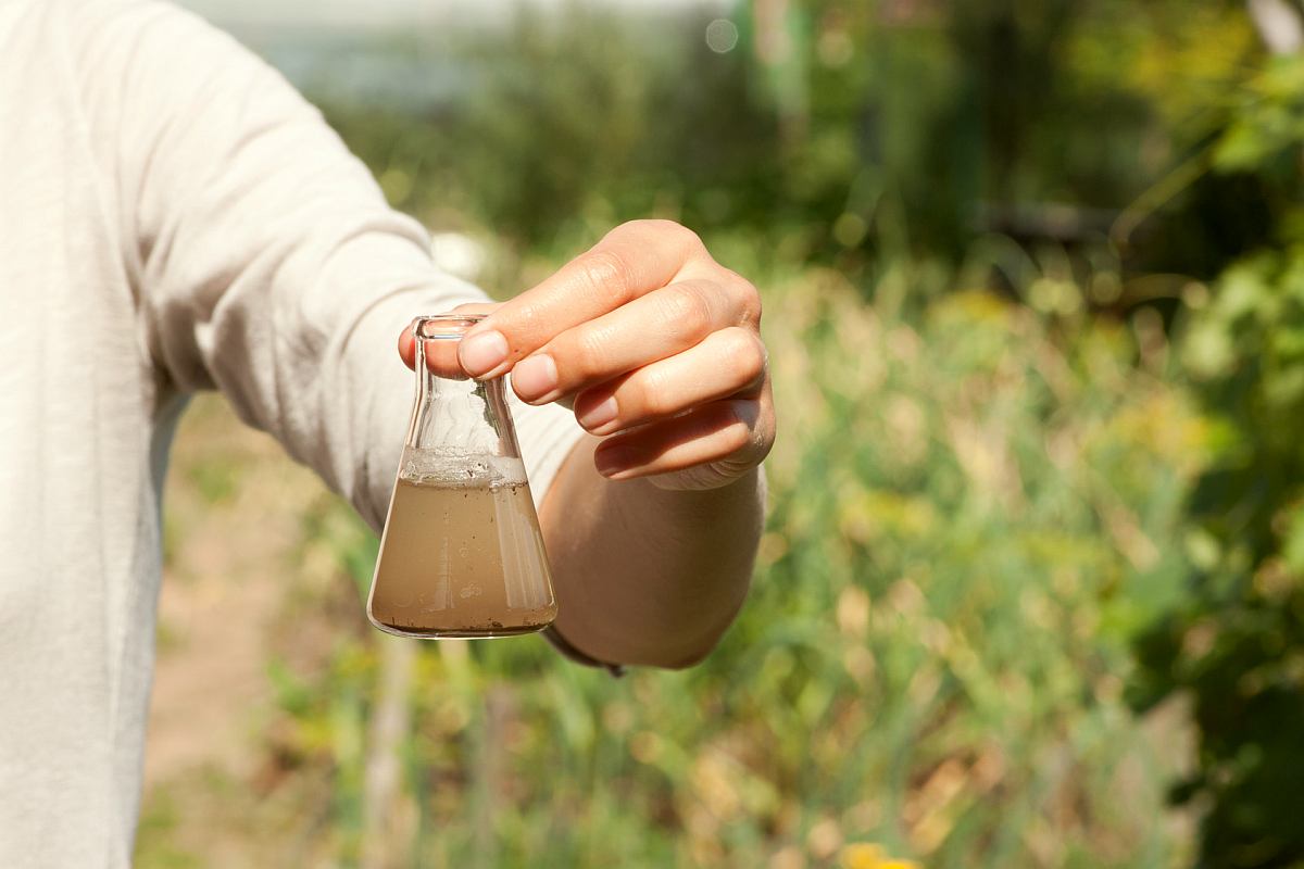 researcher testing the water quality | Reasons to Love Tyent Water Ionizers, Part 9: Tyent Alkaline Water Is The Healthiest Water In The World. Dare To Compare!