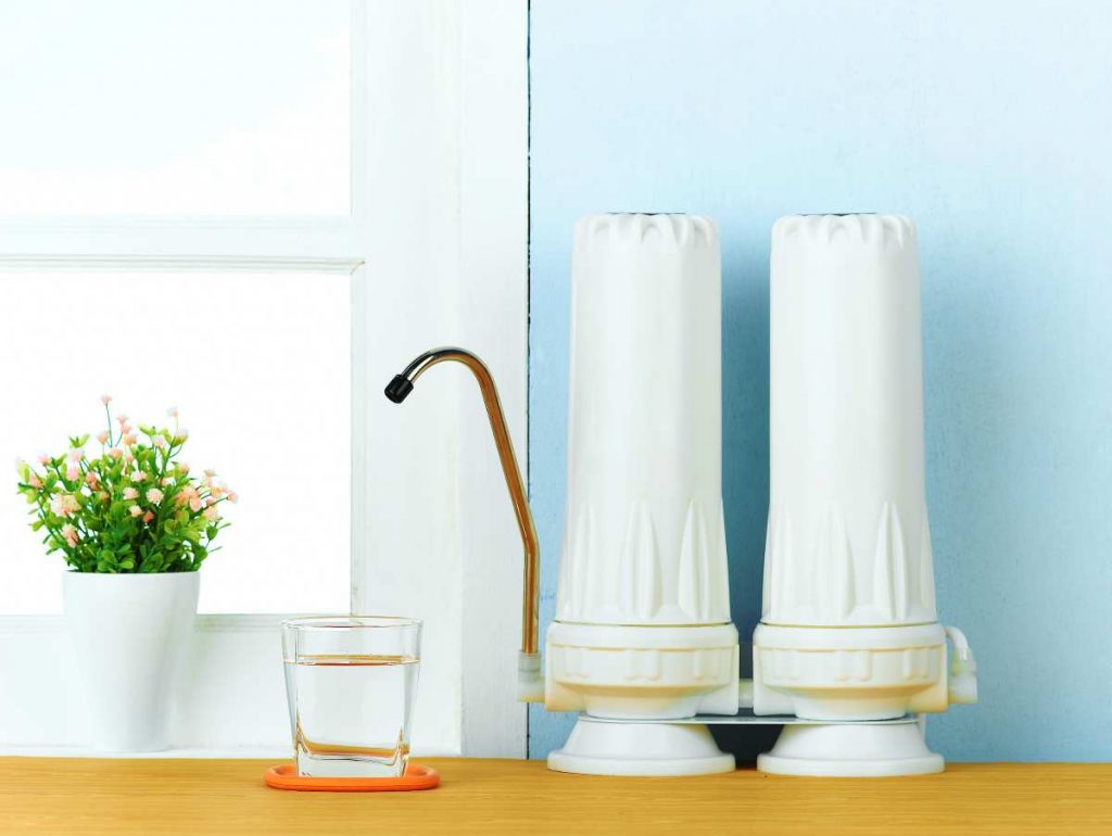 Best Bottled Water That's Safe To Drink [Reverse Osmosis Water]