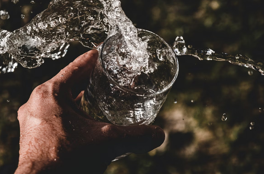 At Home Water Test: How to Test Your Water at Home [2024]